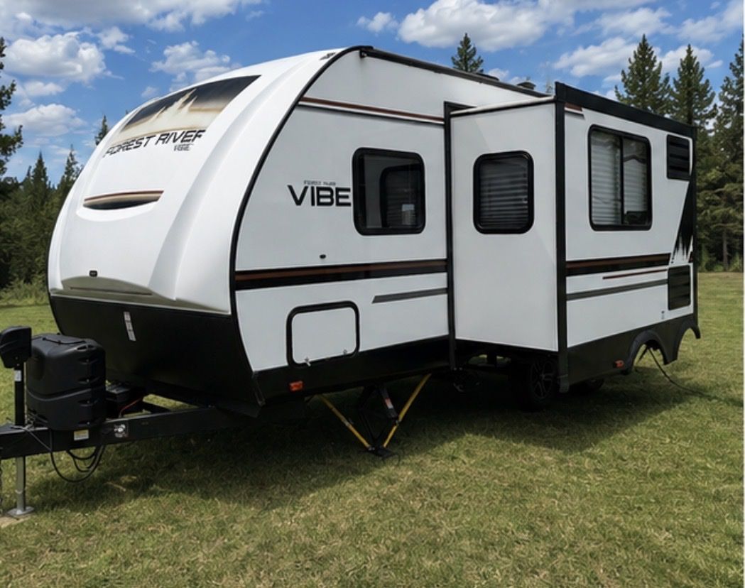 2019 FOREST RIVER VIBE T22RB