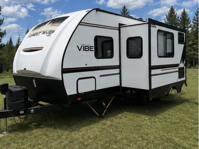 2019 FOREST RIVER VIBE T22RB
