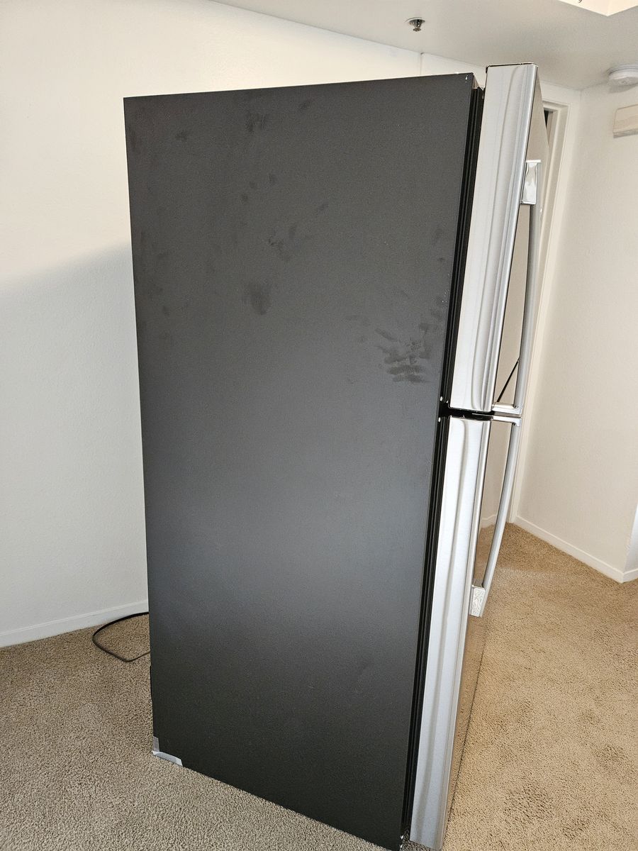 Main image 3