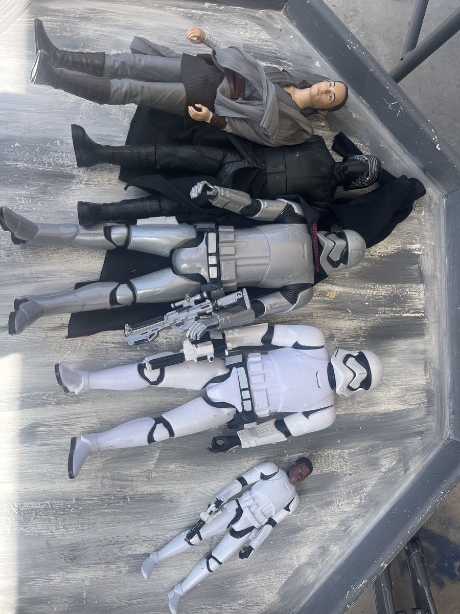 Starwars figures