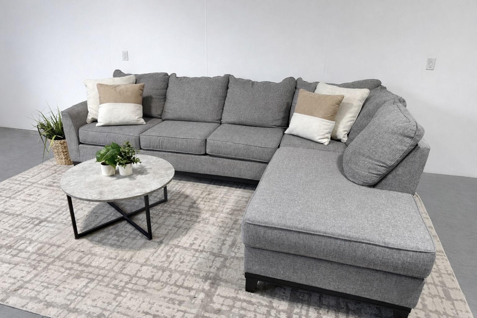 RC Willey Gray 2 Piece Sectional - Can Deliver