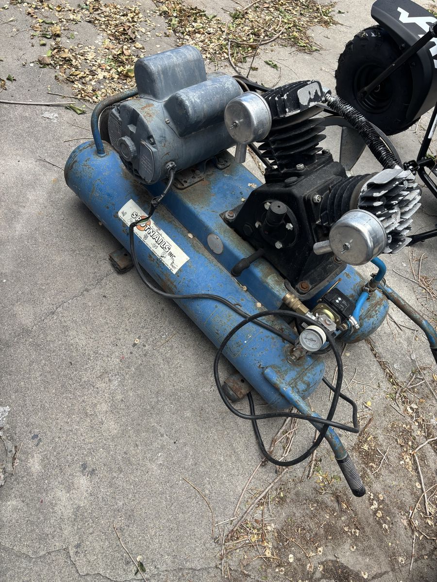 Air compressor