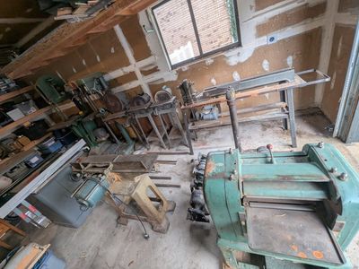 Antique Heirloom Woodworking Machinery, Routers, Planer, Parts, Blades, Wood/Metal Drill Bits, Clamps, Files, Sandpaper, Tap/Die