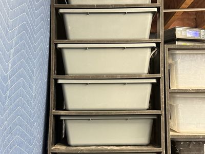 Reptile Snake Rack Breeding Enclosure w/ Six Tubs & Integrated Heat Element