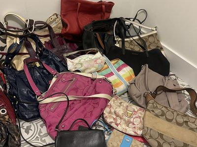 COACH BAG COLLECTION