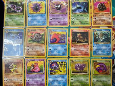 Pokémon Fossil Card Lot (31 Cards) – Vintage WOTC Set