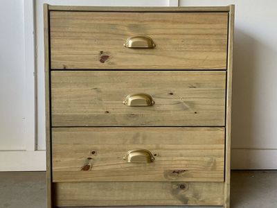 Small Dresser/Nightstand