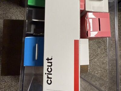 Cricut Smart Iron On Lot Of 11 heat Transfer Vinyl