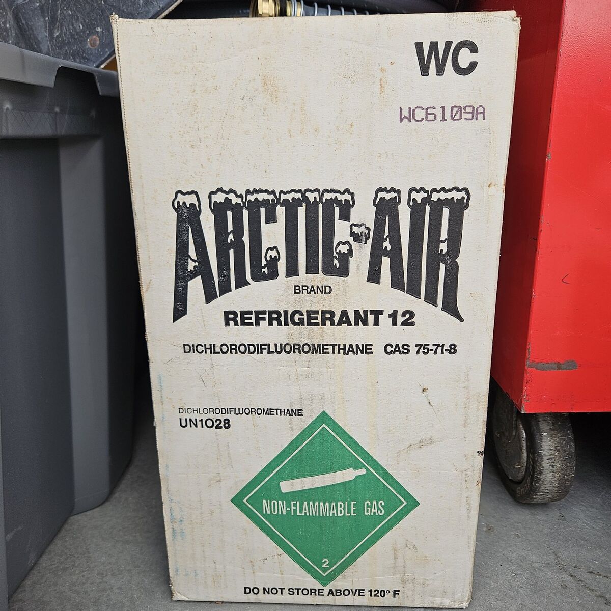 R12 Refrigerant 30lb NOS