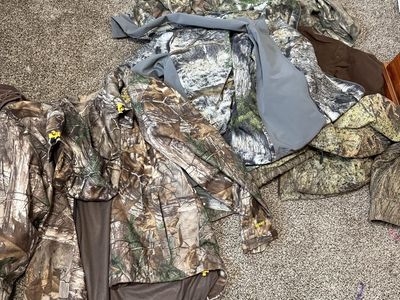 Camo Hunting Gear Lot - Jackets & Pants - Various Brands & Patterns Mens Size Large