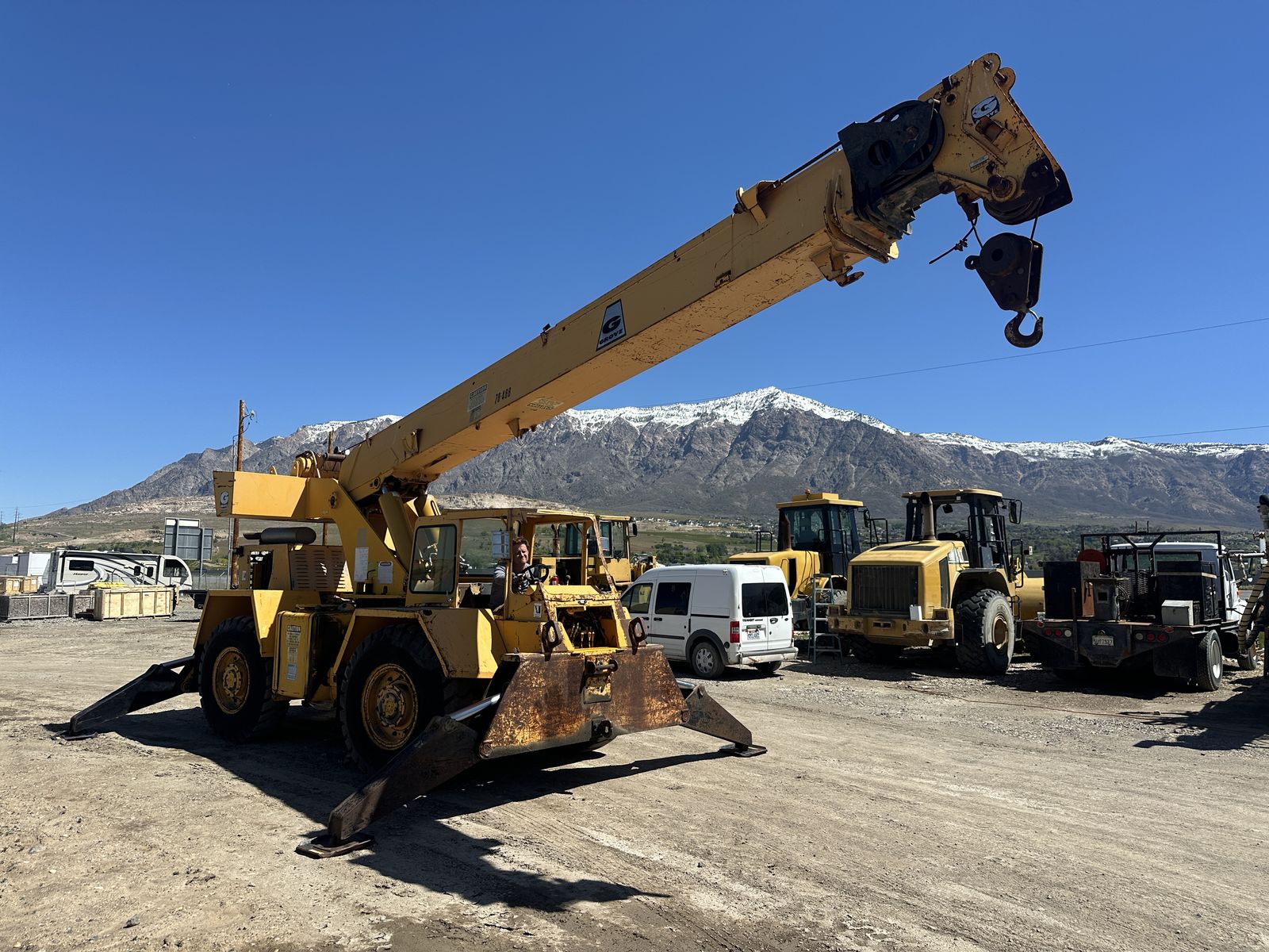 Grove RT58B Rough Terrain Crane