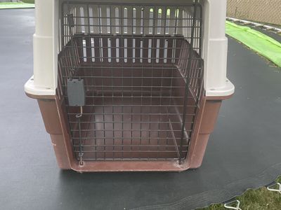 Dog kennel