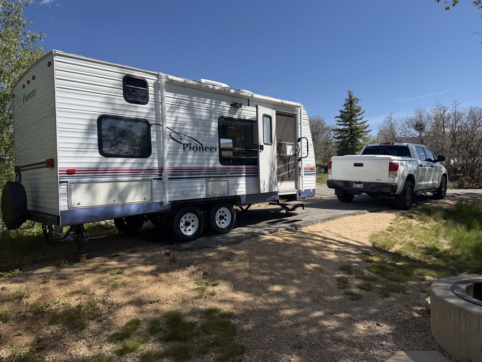 18’ Fleetwood Pioneer