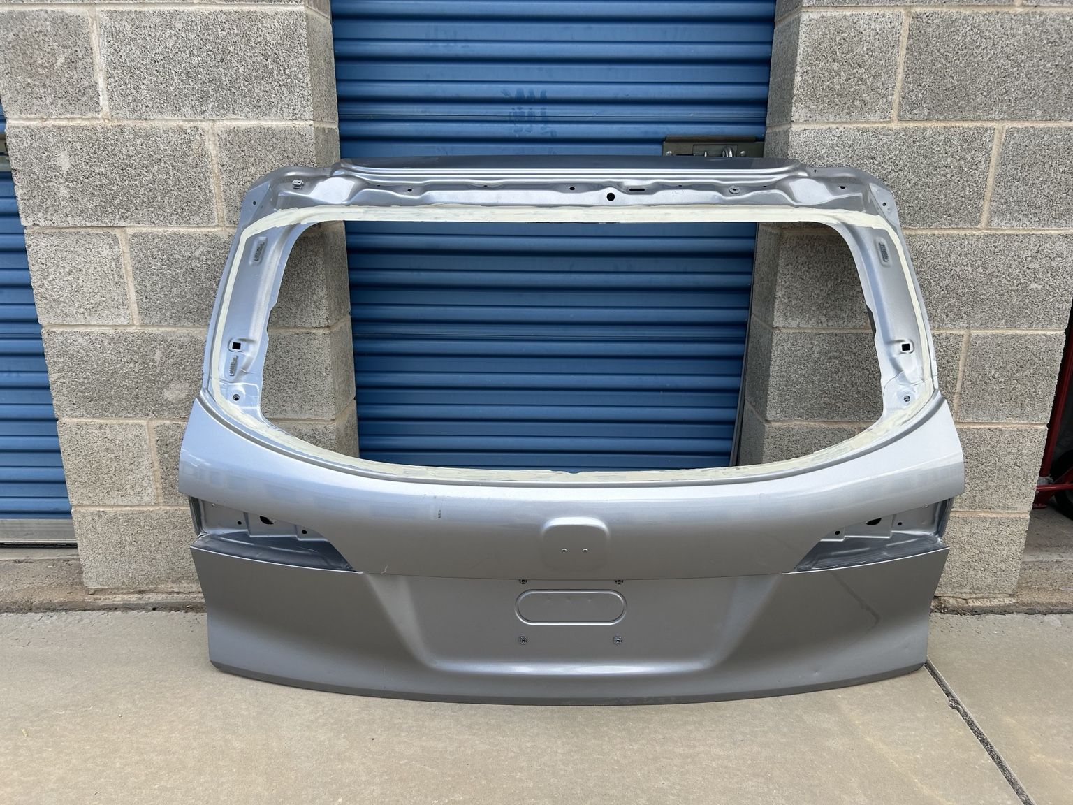 2019-2022 Honda Pilot OEM Rear Liftgate Tailgate Hatch Shell Silver