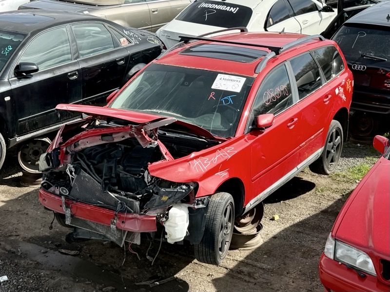 2005 Volvo V50 Parts