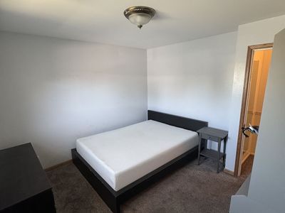 Furnished bedroom for rent