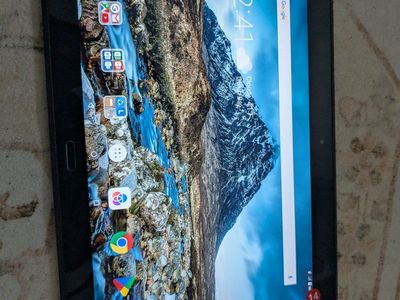 Lenovo tablet with sim
