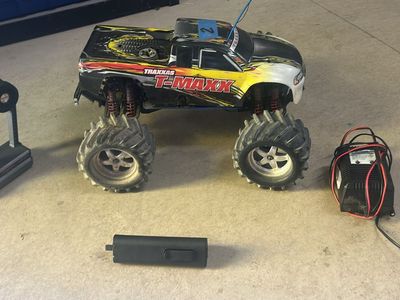 2 Traxxas tmaxx low hours 2.5 great shape 200 each