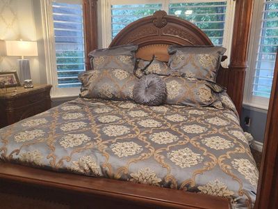 Michael amini full bedroom set $1700 or best offer