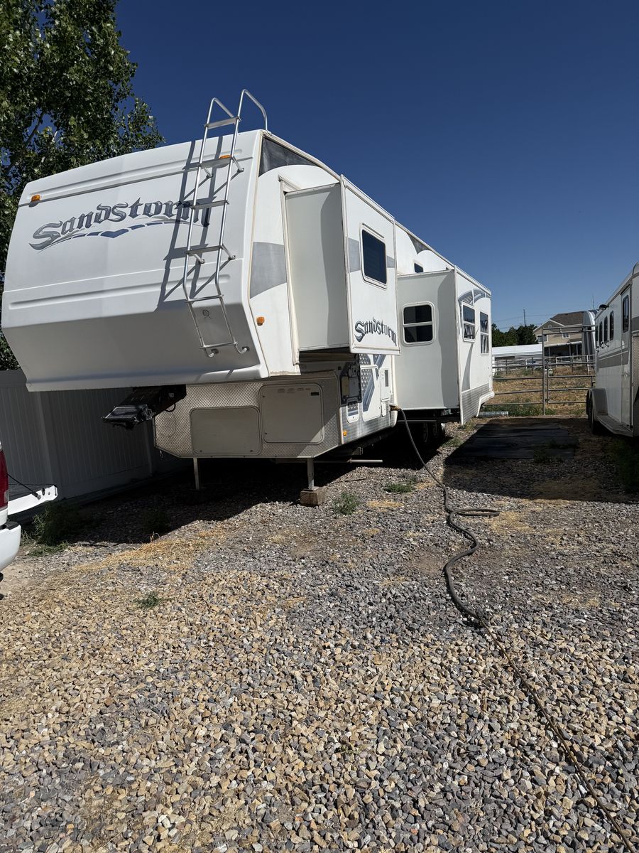 2008 Forest River Sandstorm Toyhauler