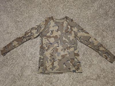 Kuiu Men's Camo Long Sleeve Shirt Large