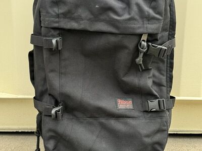 Filson Dryden Carryon Rolling Bag