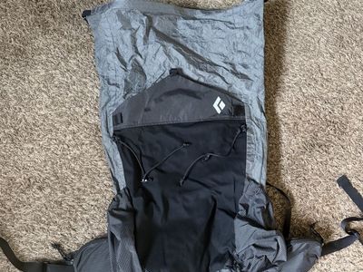 Black Diamond Beta Light 45L Backpack size Medium