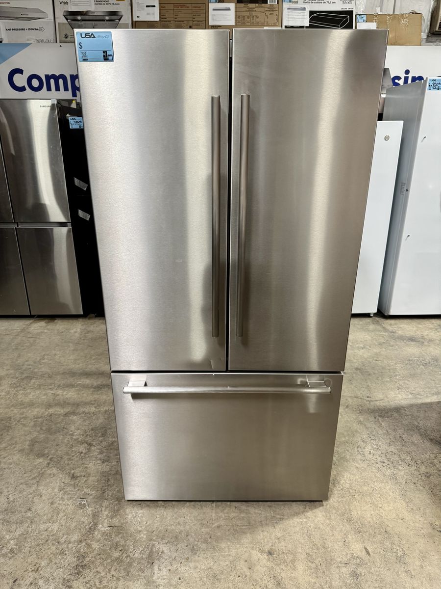 THERMADOR MASTERPIECE SERIES FRENCH DOOR REFRIGERATOR