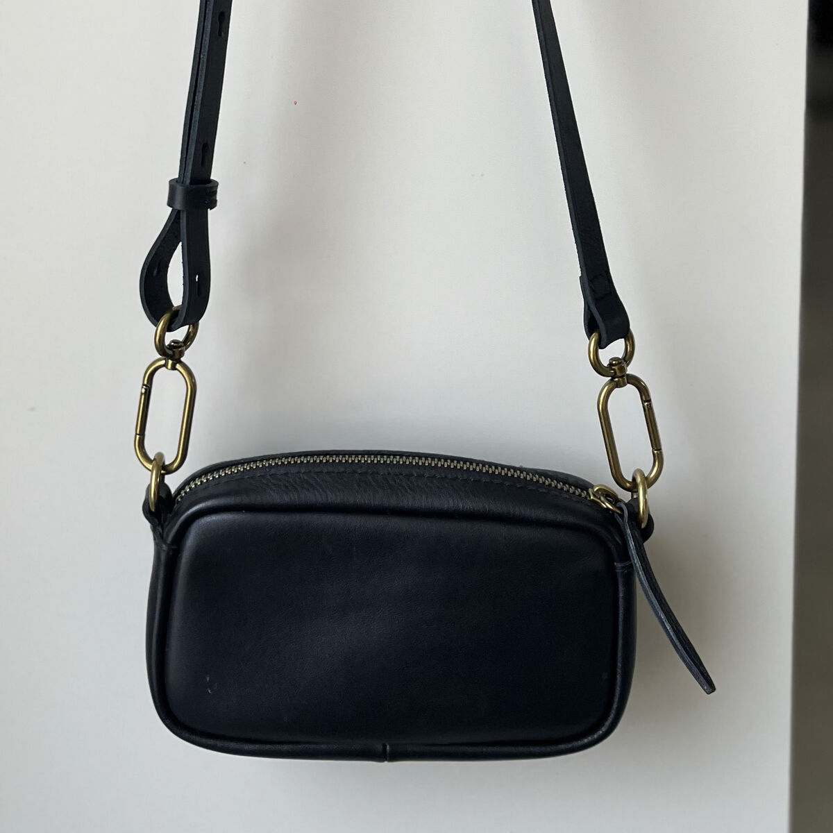 Madewell Leather Carabiner Crossbody Purse