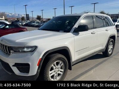 2023 JEEP GRAND CHEROKEE Laredo
