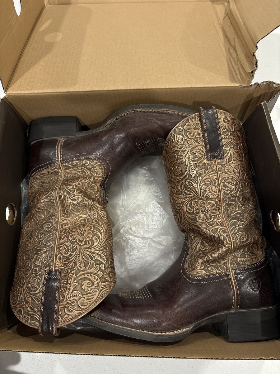 Ariat Women's Size 9.5 Brown Leather Floral Tooled Western Cowboy Boots with Box