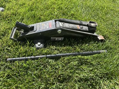 Craftsman 2.25 Ton Hydraulic car Jack