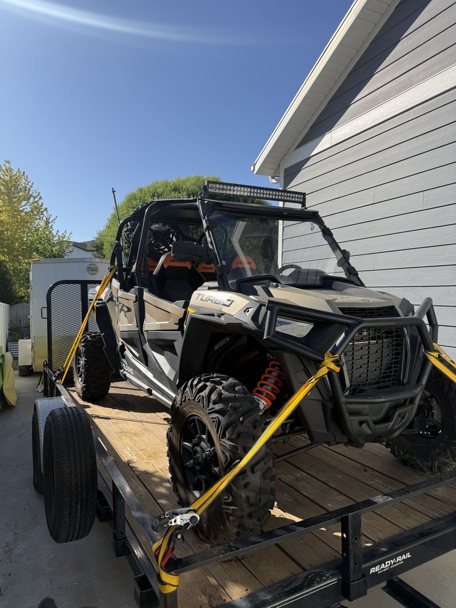 Polaris RZR Turbo R