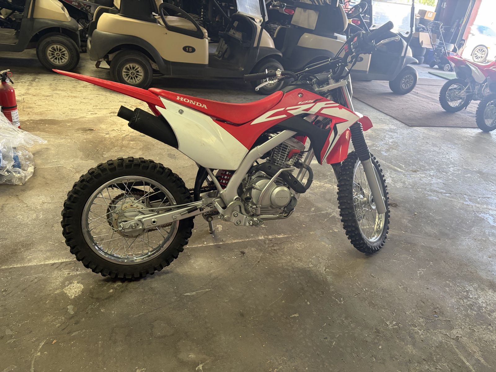 Main image 9