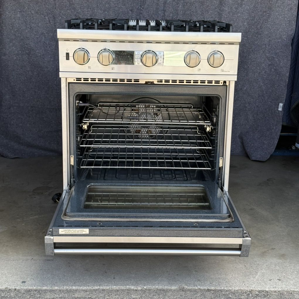 Main image 7