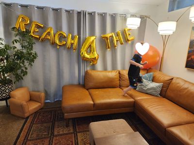 Free balloons (non helium)