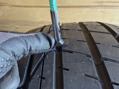 235/35ZR19 Pirelli
