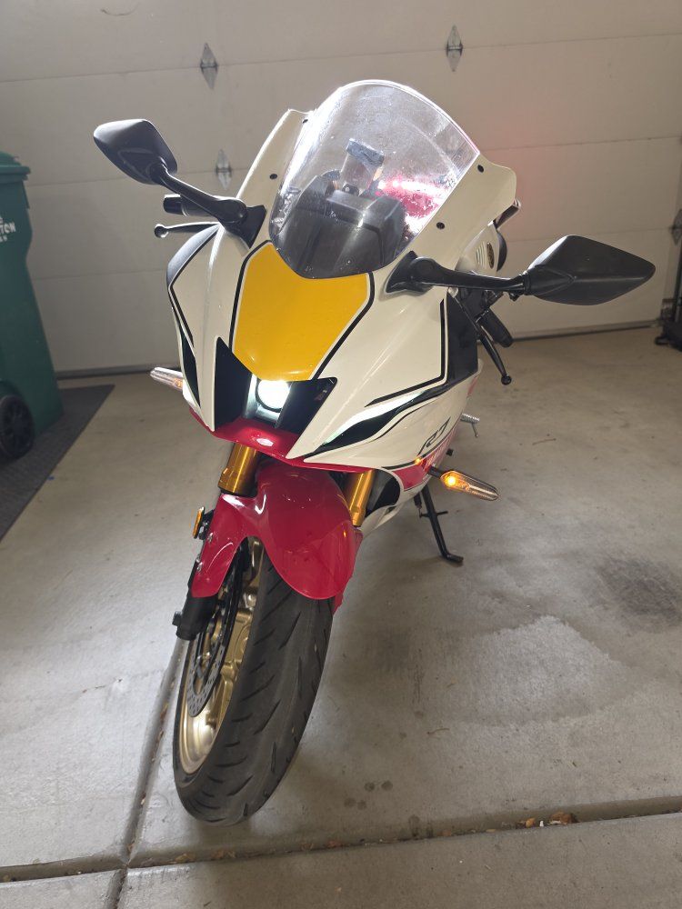 Yamaha YZF-R7 World GP 60th Anniversary Edition Sportbike - Low Miles