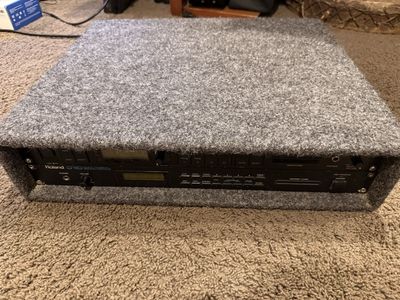 Synthesizer Module Rack (Yamaha Tone Generator TG-55 & Roland D-110)