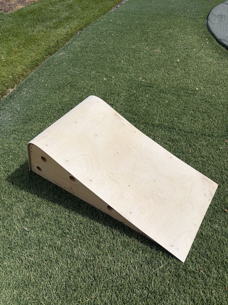 Wooden Skateboarding/scooter/bike jump ramp