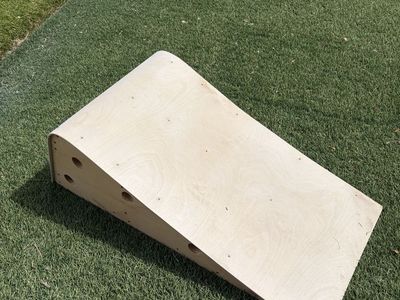 Wooden Skateboarding/scooter/bike jump ramp