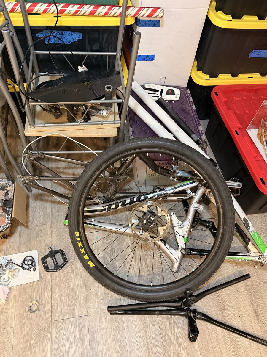 Lot of mtn bike frames and parts