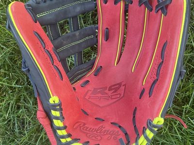 Rawlings R9 12.5 in. Baseball/Softball Glove