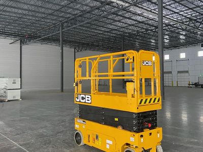 SCISSOR LIFT 19FT - 26FT - 32FT RENTAL. GENIE - JLG - JCB