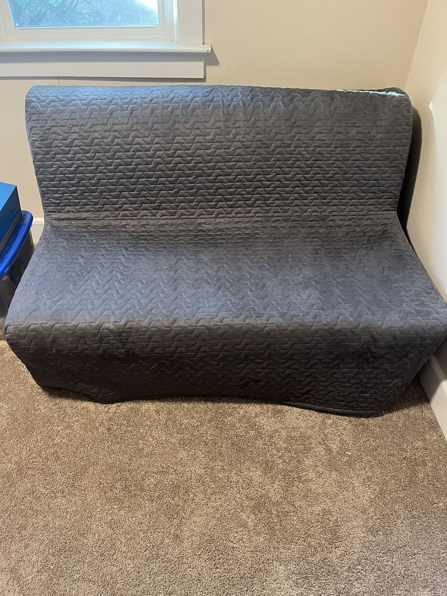 Futon / Sleeper Sofa