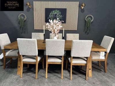 GRAHAM MODERN DINING SET WE OFFER DELIVERY
