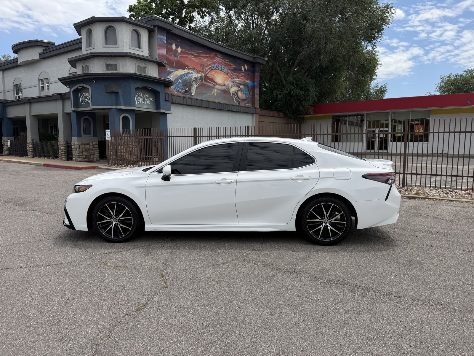 2022 Toyota Camry SE