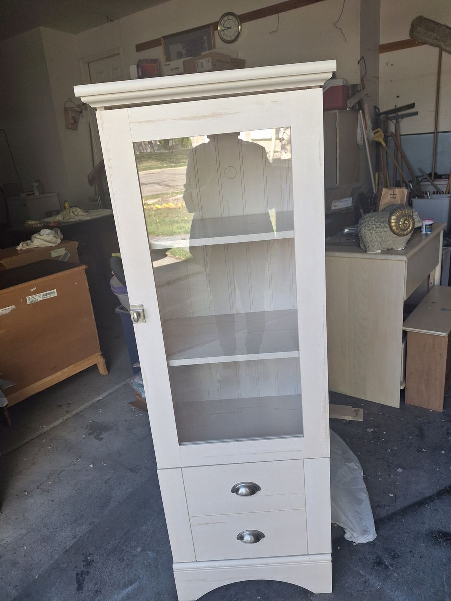 curio/display cabinet