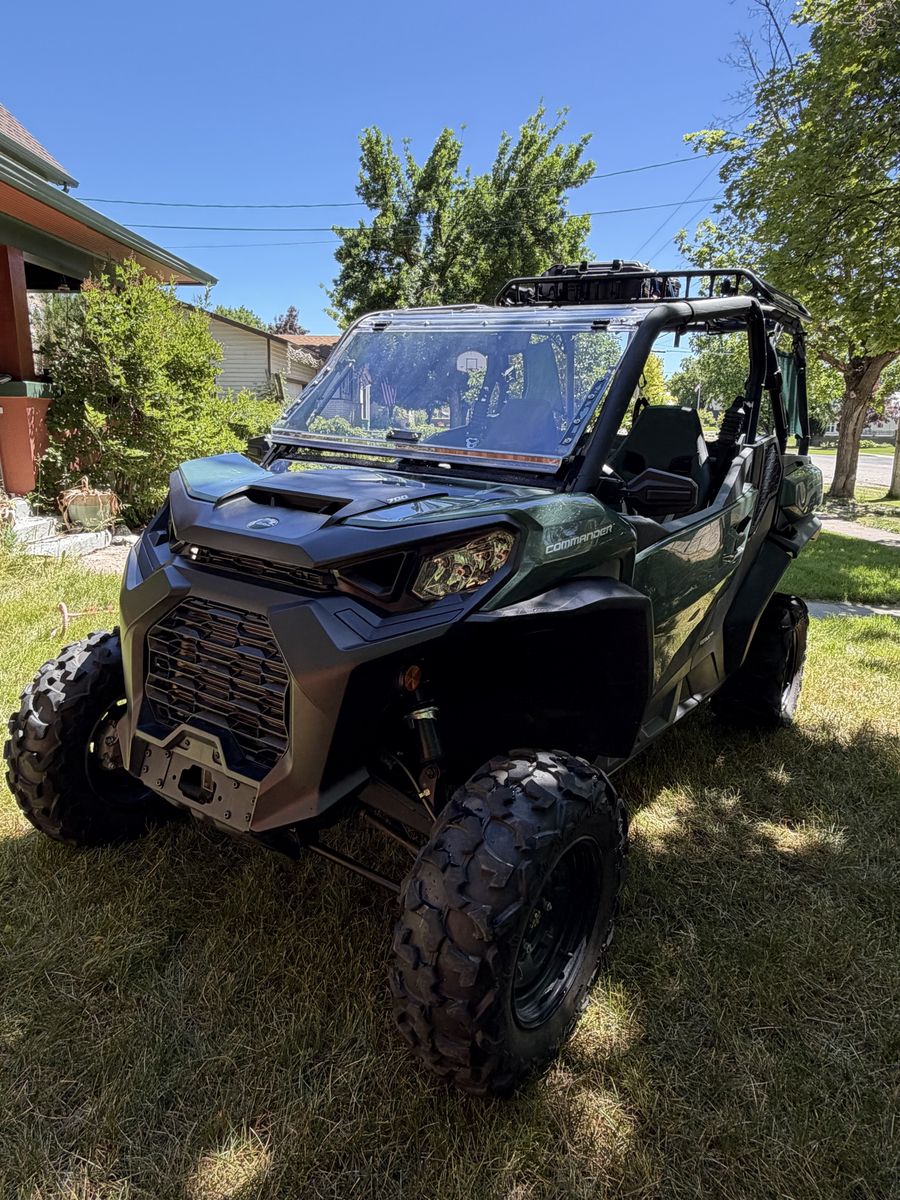 2022 Can-Am Commander 700 – Like New Only 1,005 Miles / Under 90 Hours