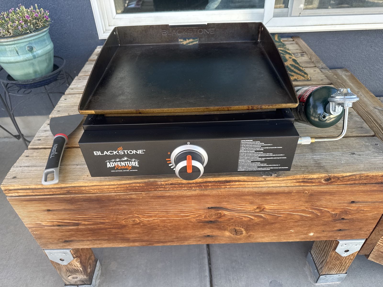 Blackstone Adventure 17” griddle